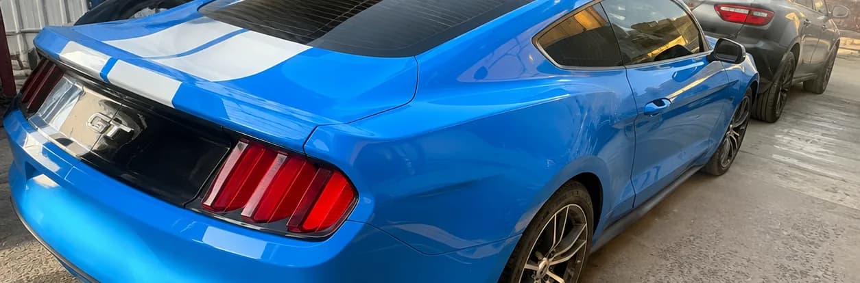Ford Mustang — بعد